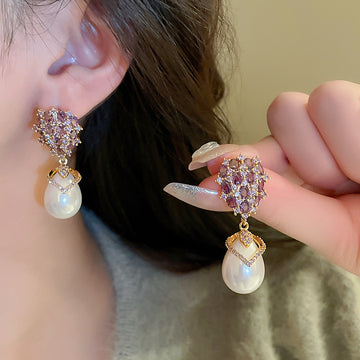 Electroplated Silver Needles Copper love Pearl High-end Light Luxury Versatile Wholesale Stud Earrings for Women